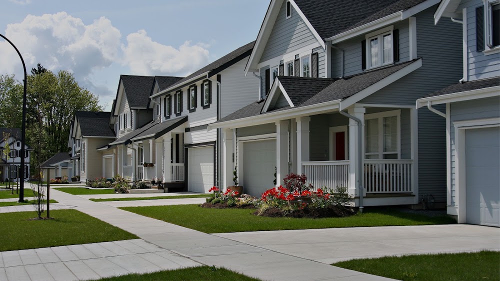 Mohit Arora REALTOR - Initia Real Estate Ontario